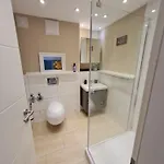 Séjour chez l'habitant Monteurwohnung, Zentral, Voll Ausgestattet In Uninaehe *