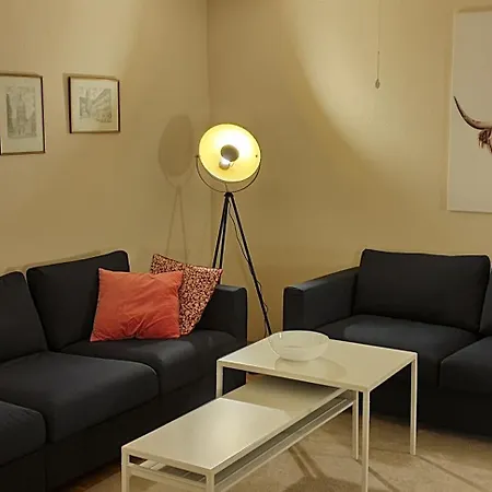 Wohnung, 2 Schlafzimmer Voll Ausgestattet In Uninaehe ホームステイ *