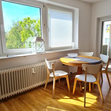 Monteurwohnung, Zentral, Voll Ausgestattet In Uninähe *