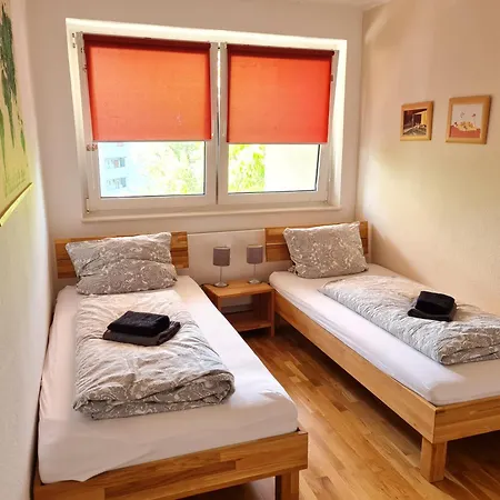 Wohnung, 2 Schlafzimmer Voll Ausgestattet In Uninaehe ホームステイ *