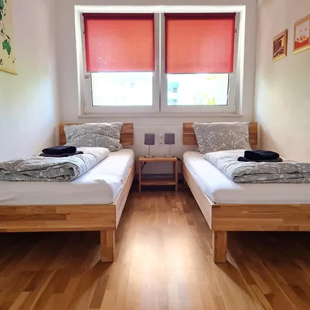 ホームステイ Wohnung, 2 Schlafzimmer Voll Ausgestattet In Uninaehe *