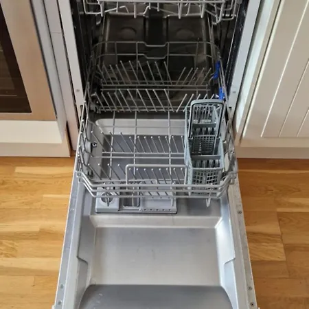 ホームステイ Wohnung, 2 Schlafzimmer Voll Ausgestattet In Uninaehe マインツ