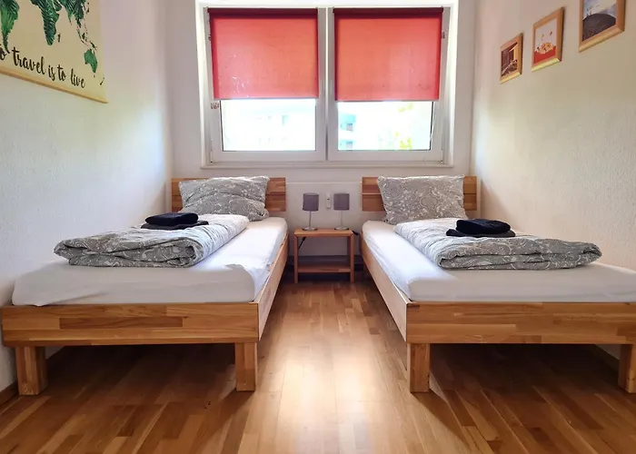 ホームステイ Monteurwohnung, Zentral, Voll Ausgestattet In Uninaehe *