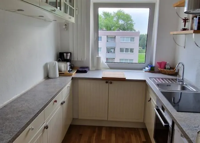 Monteurwohnung, Zentral, Voll Ausgestattet In Uninaehe ホームステイ マインツ